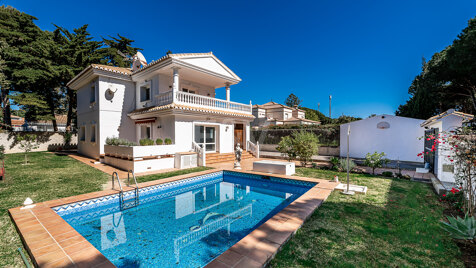 Beachside Villa w Cabopino