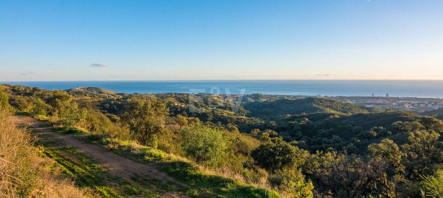 Plot with Panoramic Views in La Mairena