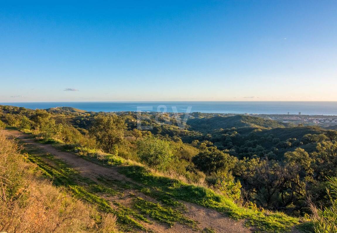 Parcela con vistas panorámicas en La Mairena