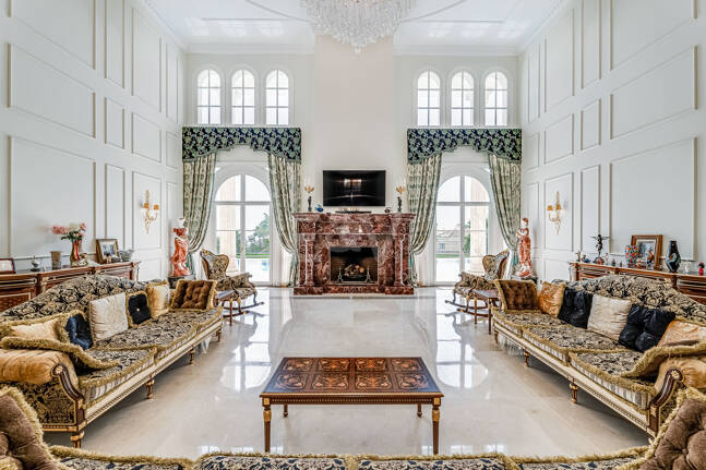 Oöverträffad lyxvilla i Sierra Blanca