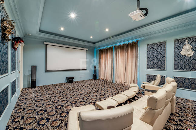 Oöverträffad lyxvilla i Sierra Blanca