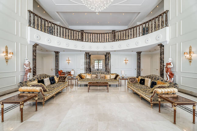 Oöverträffad lyxvilla i Sierra Blanca