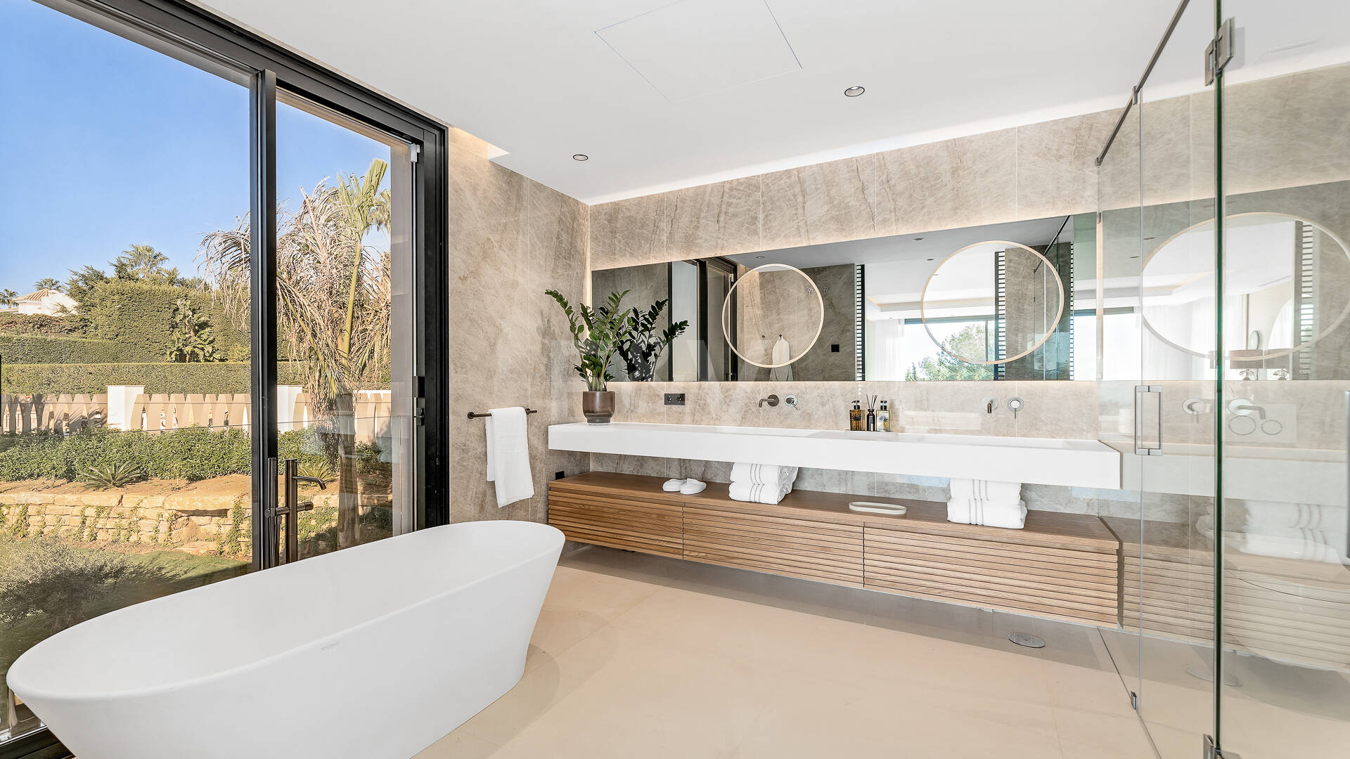 Utsökt modern villa i hjärtat av Sierra Blanca