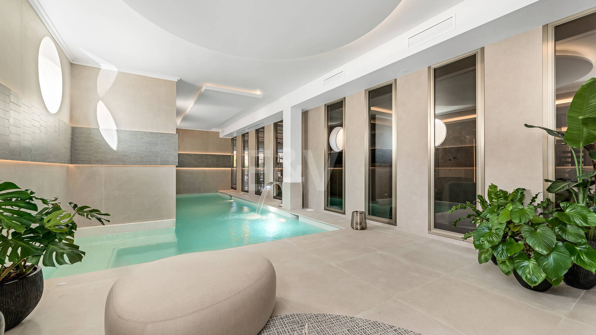 Utsökt modern villa i hjärtat av Sierra Blanca