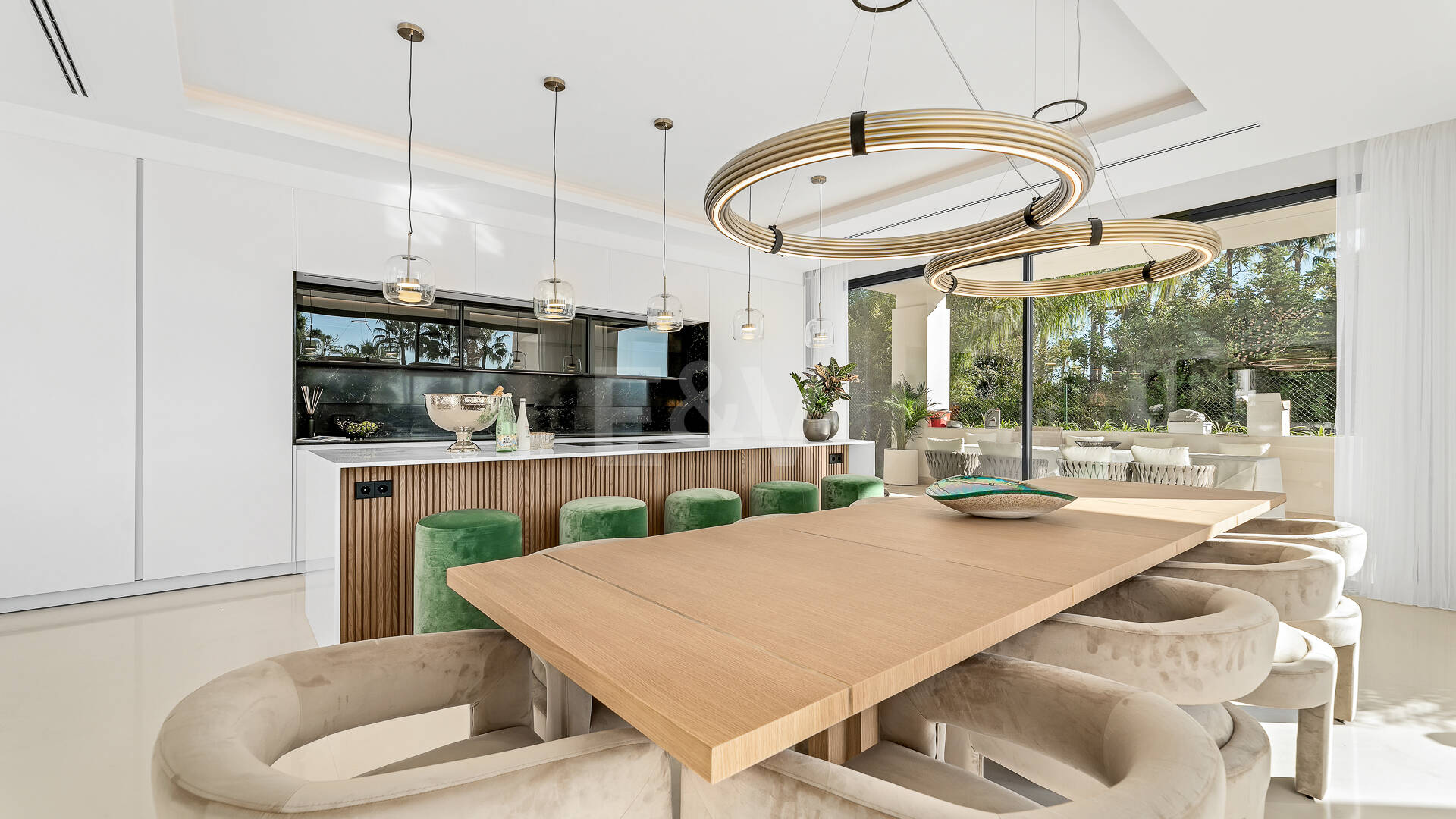 Utsökt modern villa i hjärtat av Sierra Blanca