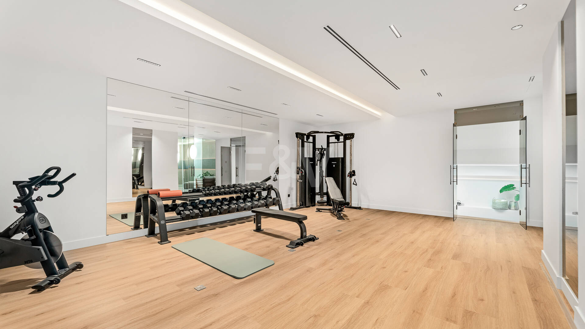Utsökt modern villa i hjärtat av Sierra Blanca