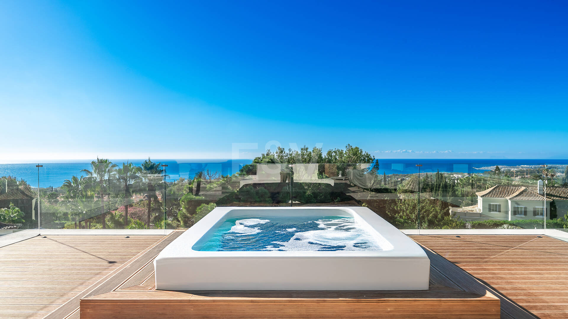 Utsökt modern villa i hjärtat av Sierra Blanca