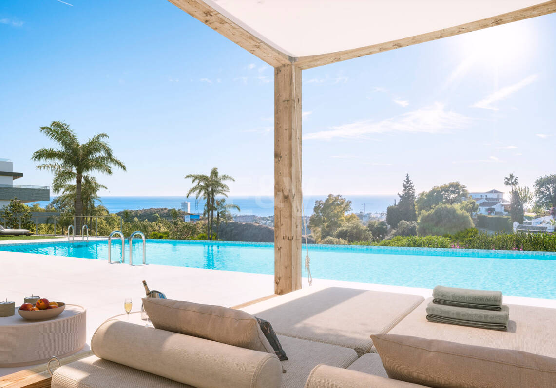 Penthouse in Altos de Los Monteros with Amazing Panoramic Views