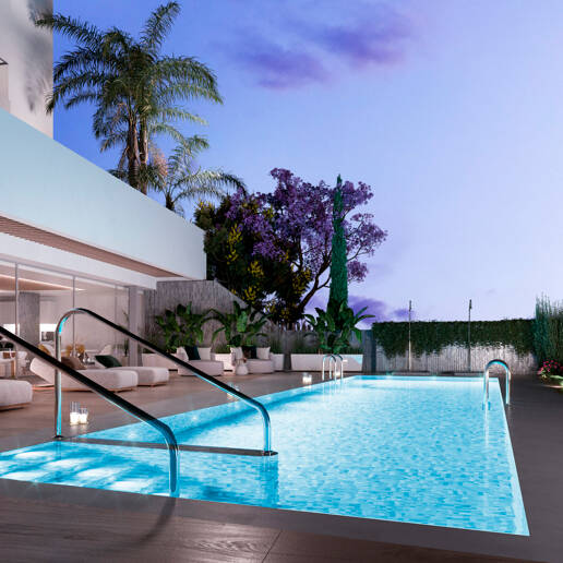 Penthouse i Altos de Los Monteros med fantastisk panoramautsikt