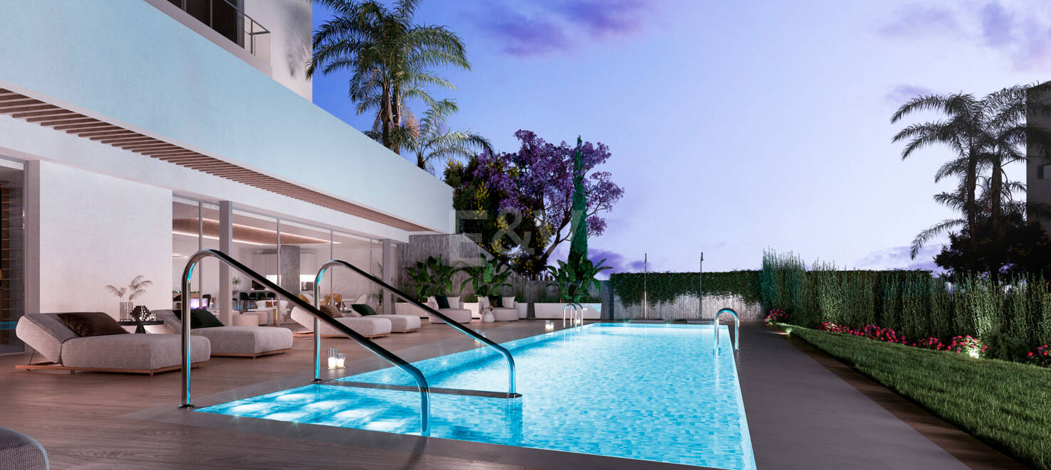 Penthouse i Altos de Los Monteros med fantastisk panoramautsikt
