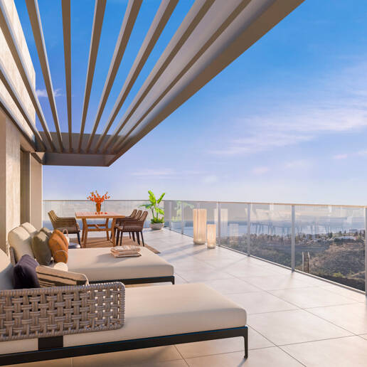 Penthouse i Altos de Los Monteros med fantastisk panoramautsikt