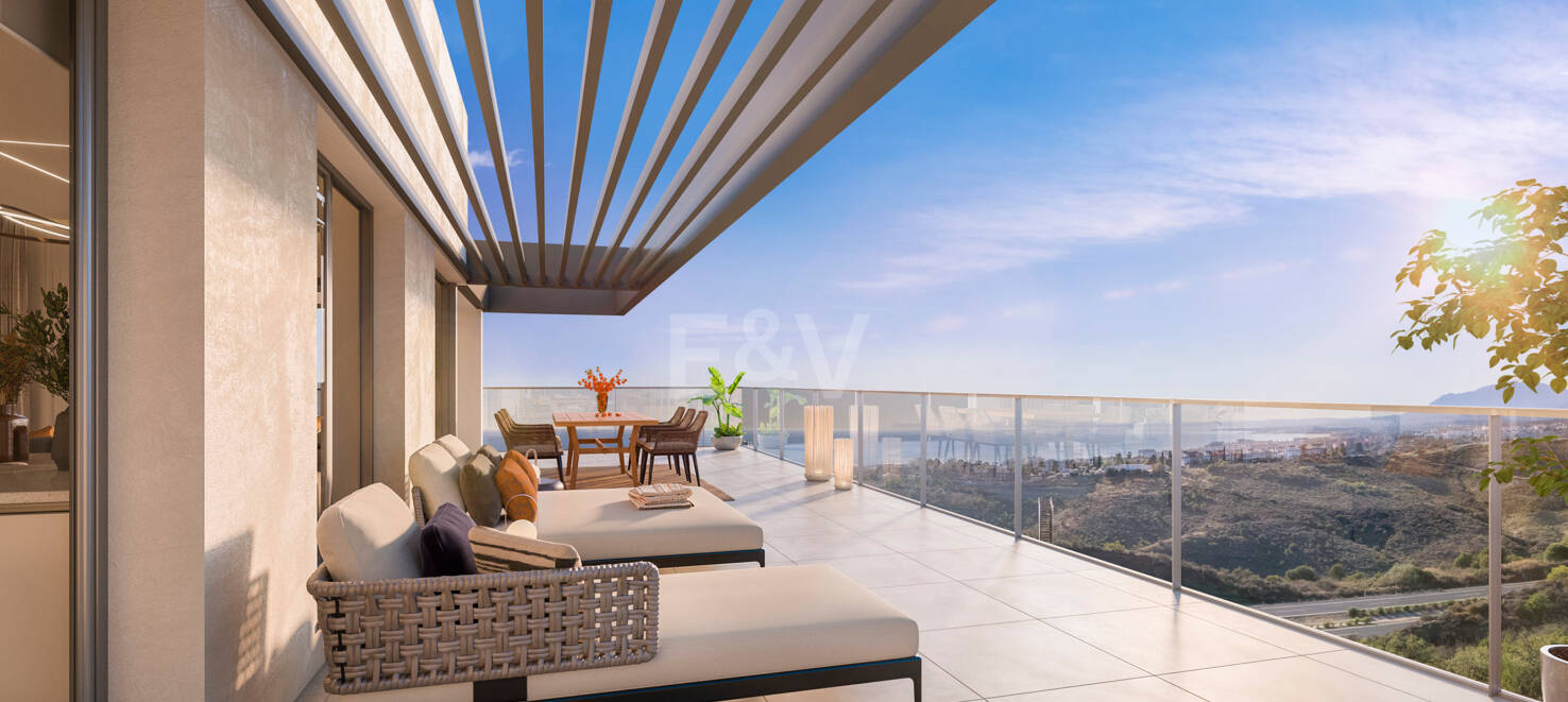 Penthouse i Altos de Los Monteros med fantastisk panoramautsikt