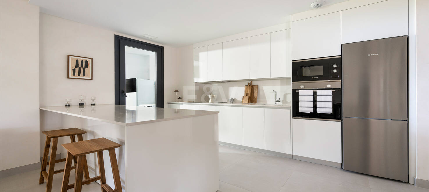 Penthouse i Altos de Los Monteros med fantastisk panoramautsikt