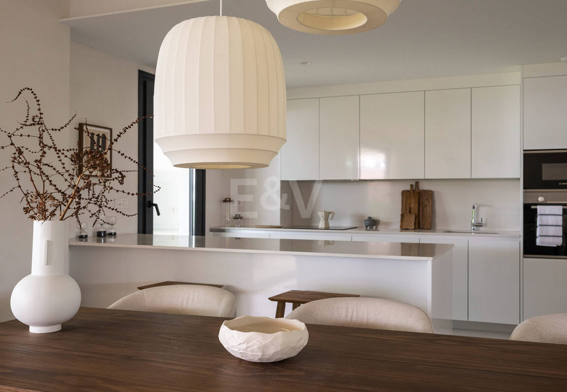 Penthouse i Altos de Los Monteros med fantastisk panoramautsikt