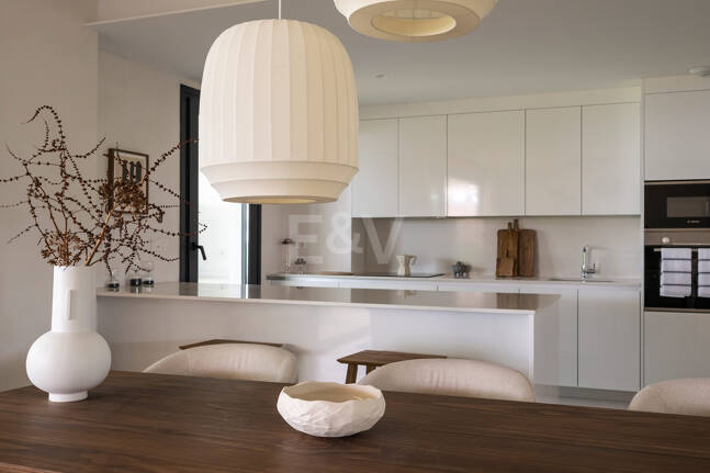 Penthouse i Altos de Los Monteros med fantastisk panoramautsikt