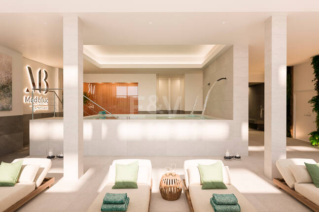 Luxury Apartment in Los Altos de Los Monteros with Panoramic Views