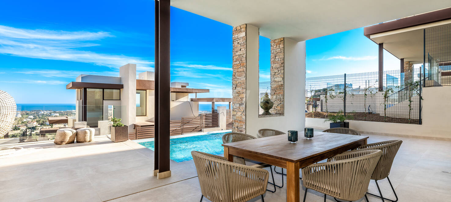 Villas Vanguardistas con Vistas Panorámicas al Mar y Tranquilidad de Golf