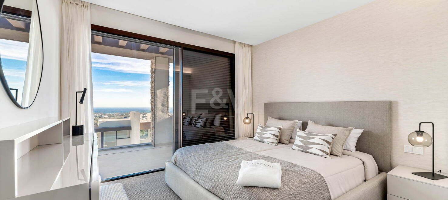 Villas Vanguardistas con Vistas Panorámicas al Mar y Tranquilidad de Golf