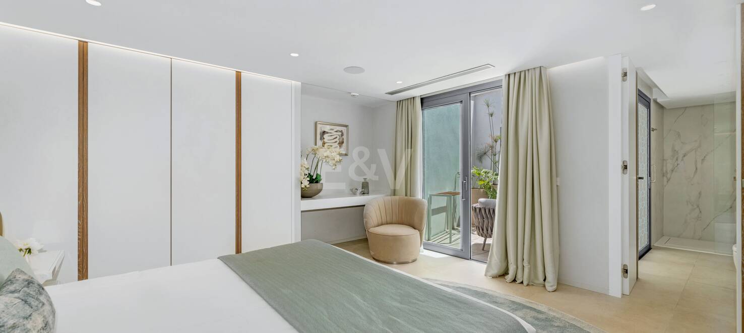 Bijoux architectural moderne Cascada de Camoján. Prix à partir de 48 000 € par semaine