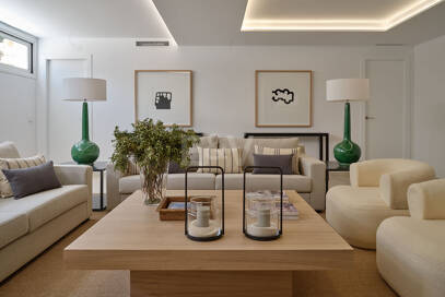 Best-Value Modern Style Villa with Sea and Mountain Views in Marbella Town