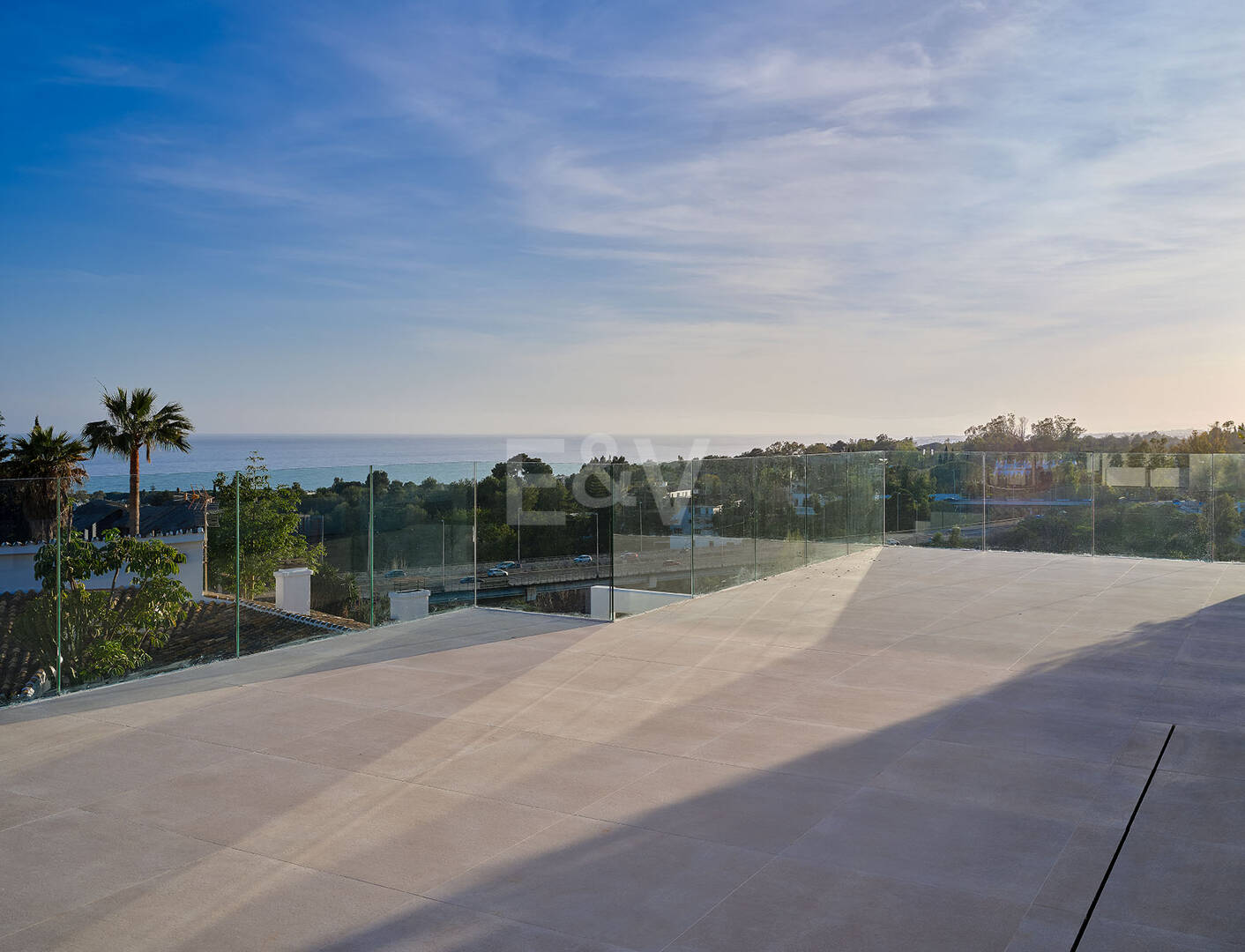 Best-Value Modern Style Villa with Sea and Mountain Views in Marbella Town