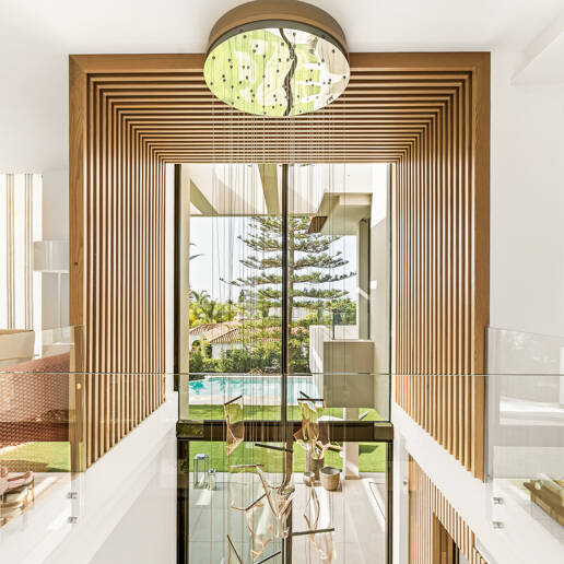 Luxuriöse, neu erbaute Villa mit Meerblick in Los Monteros