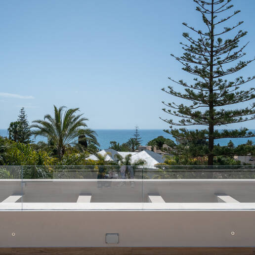 Luxuriöse, neu erbaute Villa mit Meerblick in Los Monteros