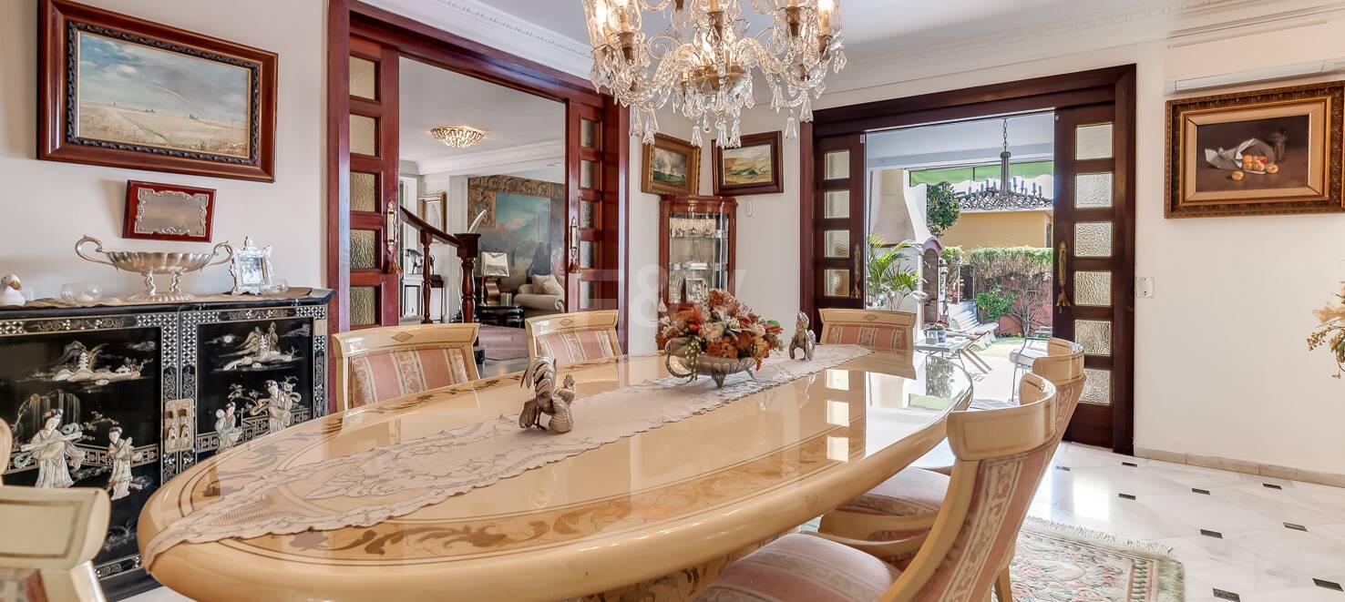 Villa in a Quiet Urbanisation next to Marbella City