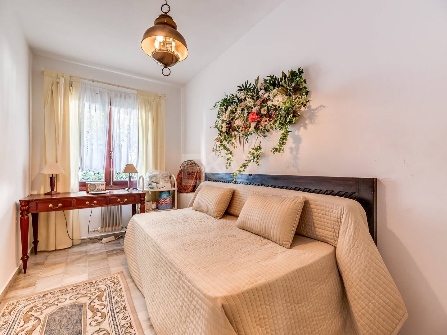 Villa en una tranquila urbanización al lado de la ciudad de Marbella