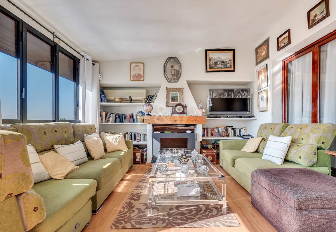 Villa en una tranquila urbanización al lado de la ciudad de Marbella