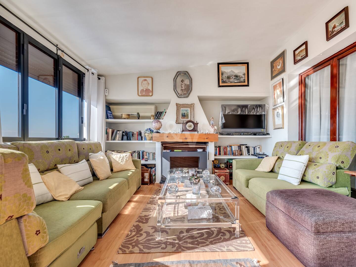 Villa i en lugn urbanisering bredvid Marbella City