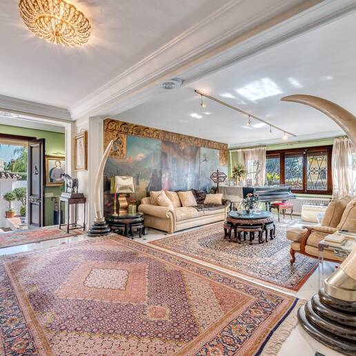 Villa in a Quiet Urbanisation next to Marbella City