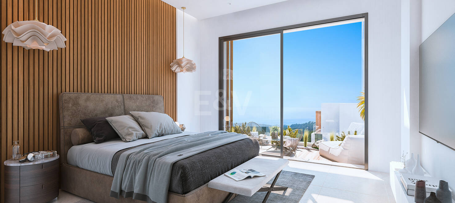 Luxury Villas in Rio Real with Panoramic Views