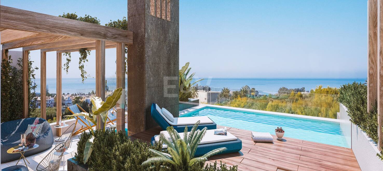 Luxury Villas in Rio Real with Panoramic Views