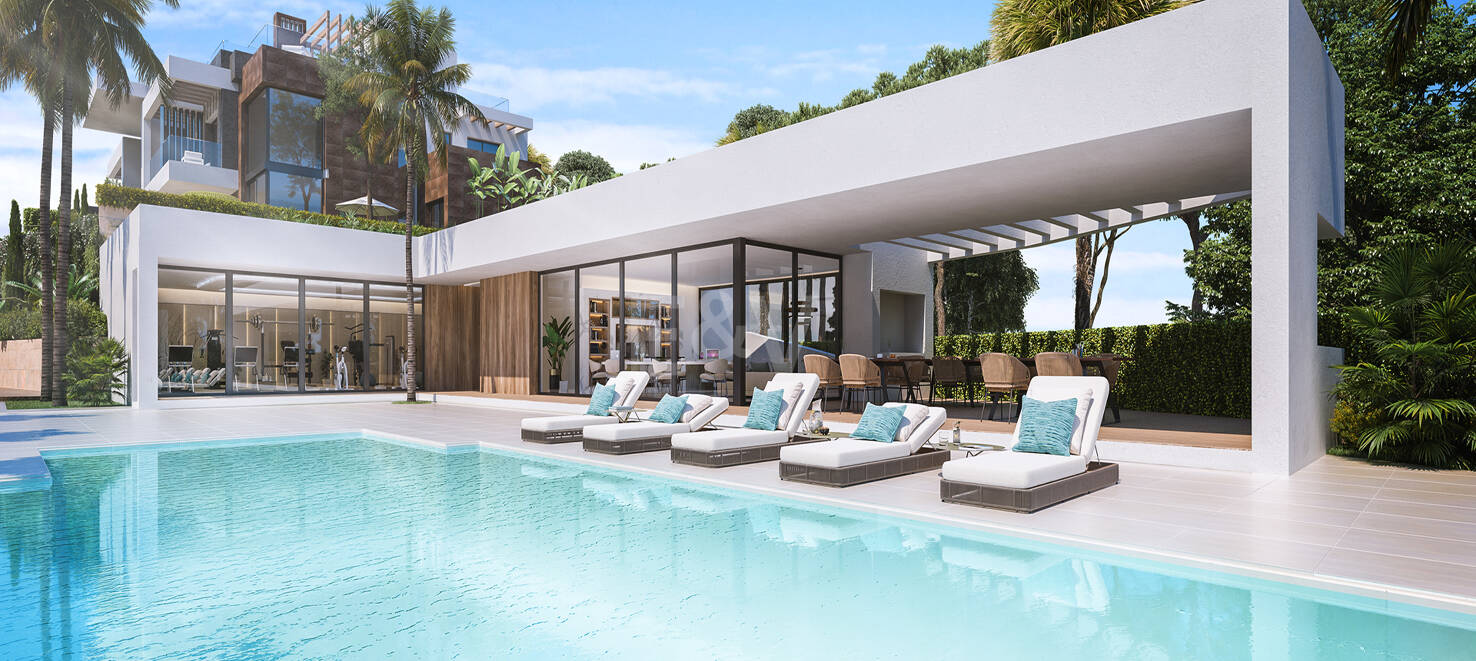Luxury Villas in Rio Real with Panoramic Views