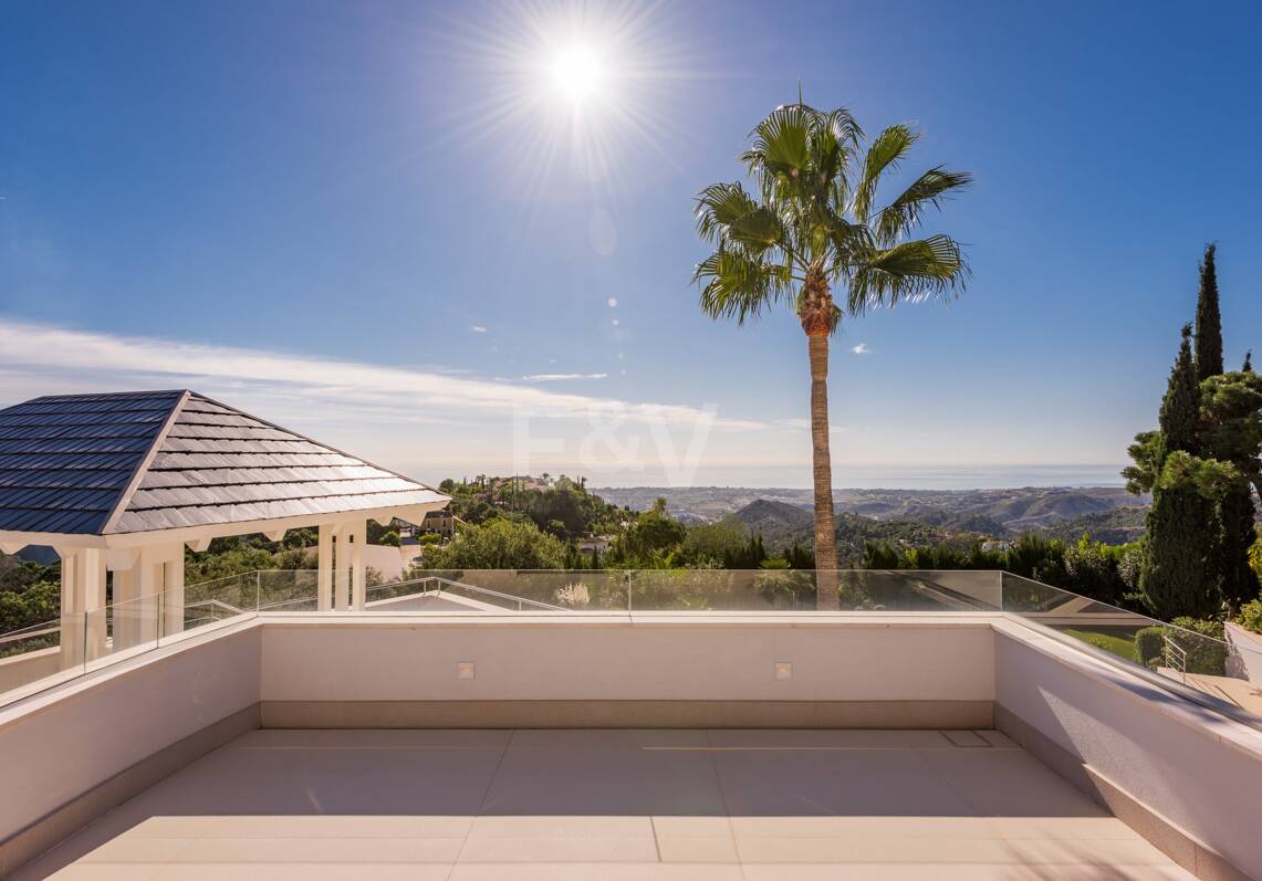 Modern villa in La Zagaleta with Stunning Sea Views