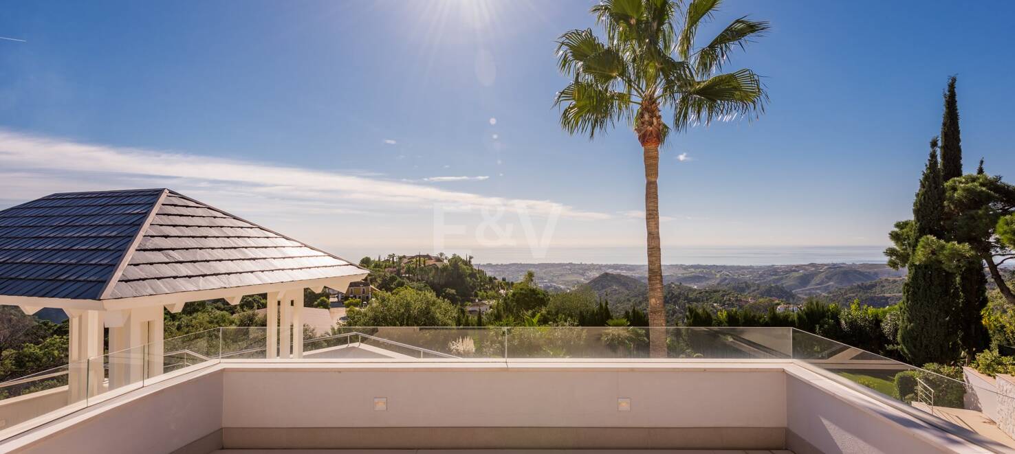 Moderne Villa in La Zagaleta mit herrlichem Meerblick