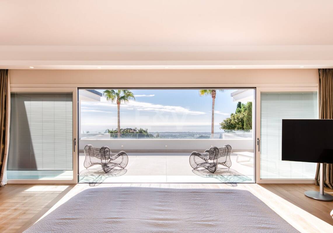 Modern villa in La Zagaleta with Stunning Sea Views