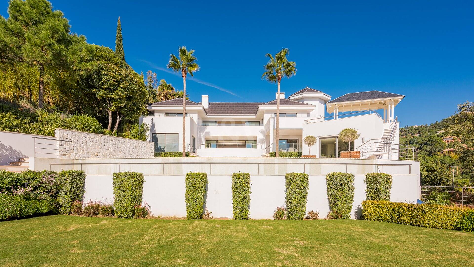 Moderna villa en La Zagaleta con impresionantes vistas