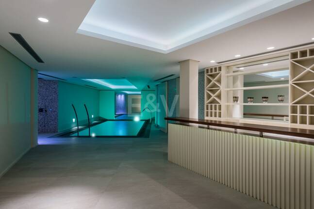 Moderne Villa in La Zagaleta mit herrlichem Meerblick