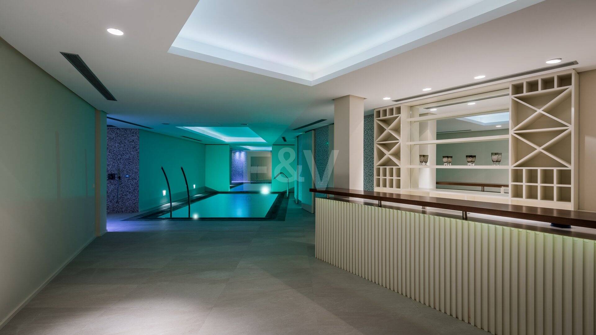 Moderne Villa in La Zagaleta mit herrlichem Meerblick