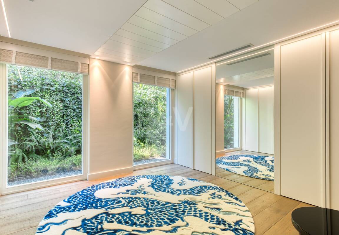 Moderne Villa in La Zagaleta mit herrlichem Meerblick