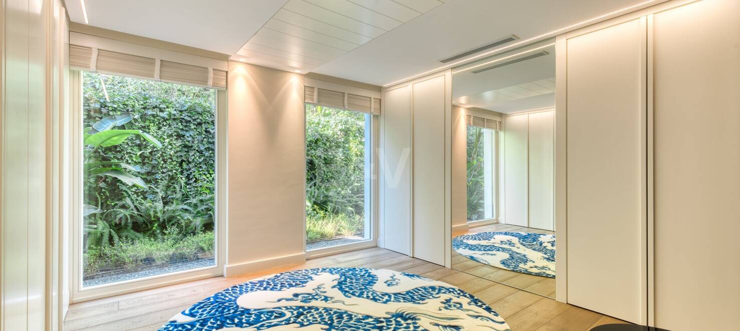 Moderne Villa in La Zagaleta mit herrlichem Meerblick
