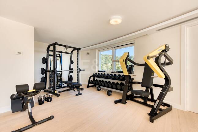 Moderne Villa in La Zagaleta mit herrlichem Meerblick