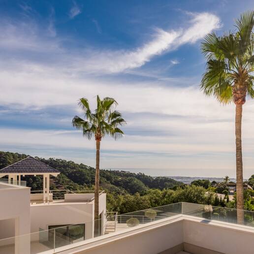 Moderne Villa in La Zagaleta mit herrlichem Meerblick
