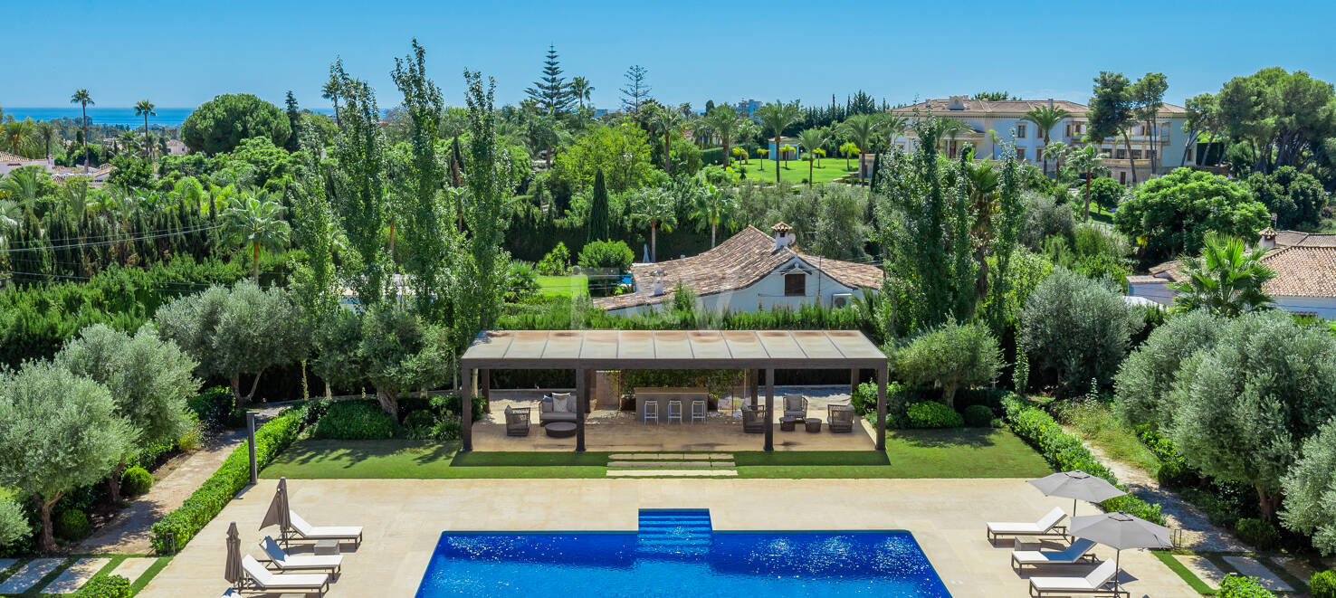 Elegant Mansion in Guadalmina on a Plot of Over 24,000 m²
