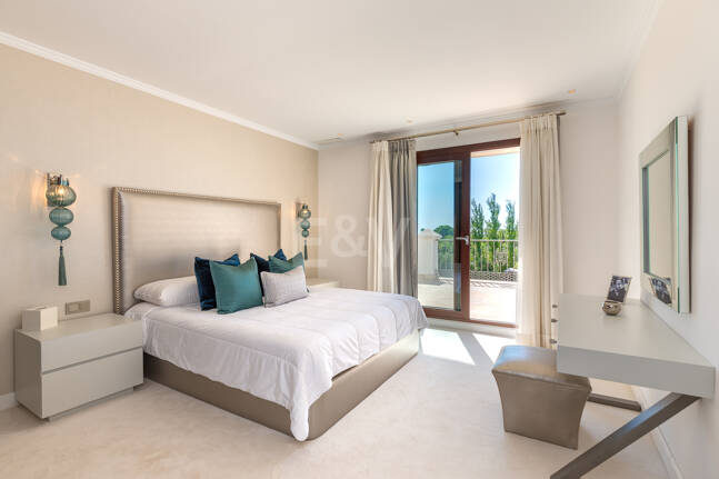 Elegantes Anwesen in Guadalmina auf einem Grundstück von über 24.000 m²