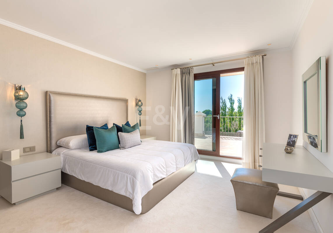 Elégant Mansion à Guadalmina sur un terrain de plus de 24 000 m2