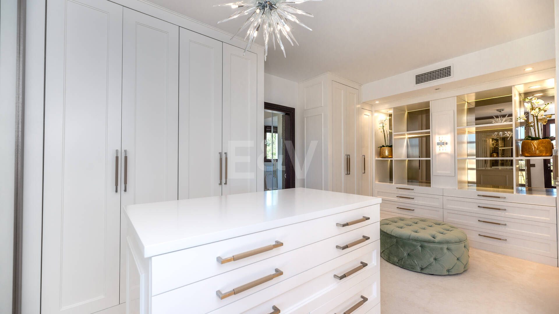 Elegantes Anwesen in Guadalmina auf einem Grundstück von über 24.000 m²