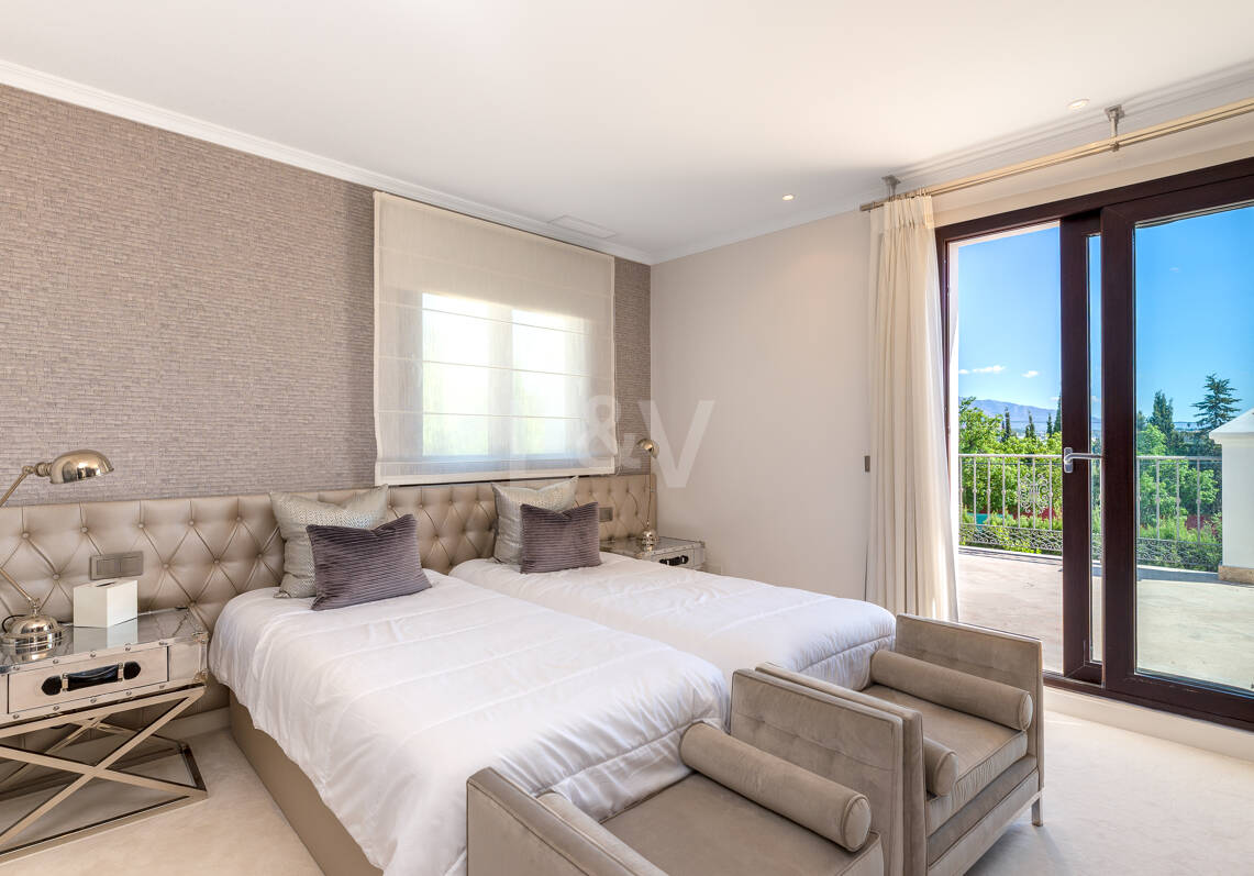 Elégant Mansion à Guadalmina sur un terrain de plus de 24 000 m2